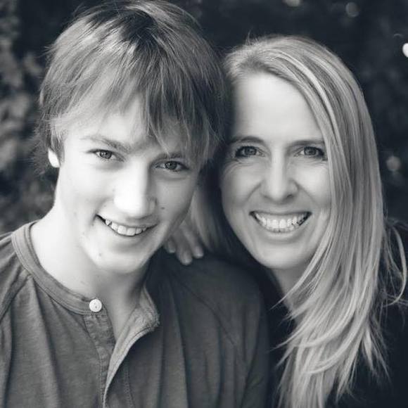 Meet your Posher, Mindy - Picture 1 of 1